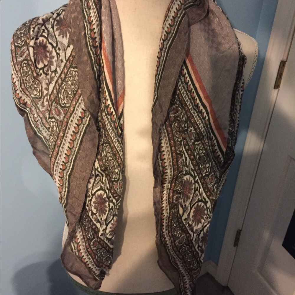 Cute patterned scarf